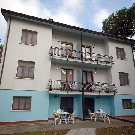 Villa Tiziano Lignano Sabbiadoro Kültér fotó